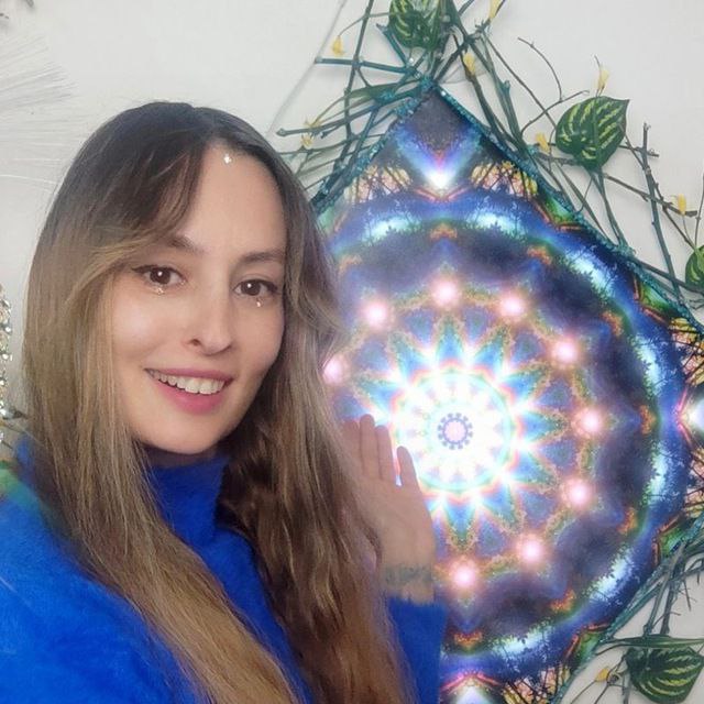 5965058221334972304